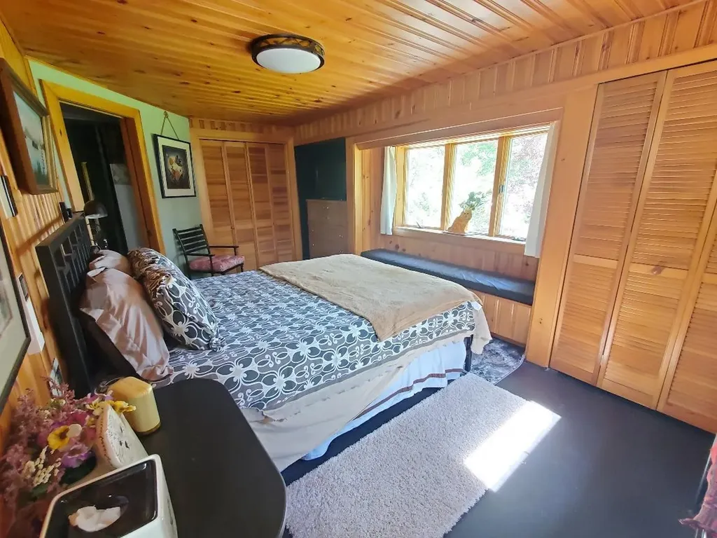 117 Greenwood Avenue Farmington ME 04938