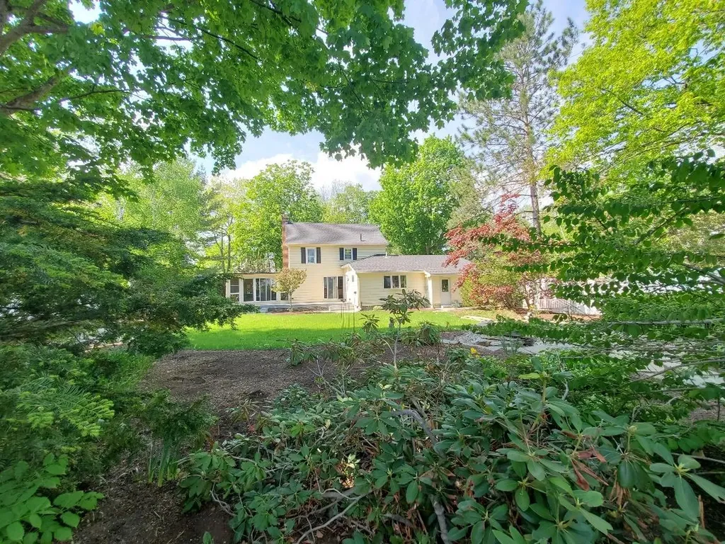 117 Greenwood Avenue Farmington ME 04938