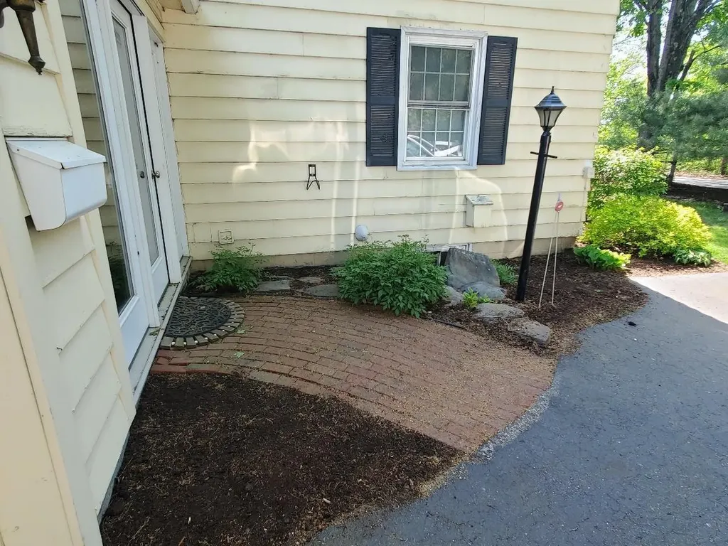 117 Greenwood Avenue Farmington ME 04938