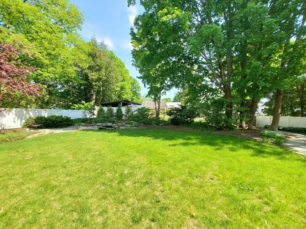 117 Greenwood Avenue Farmington ME 04938