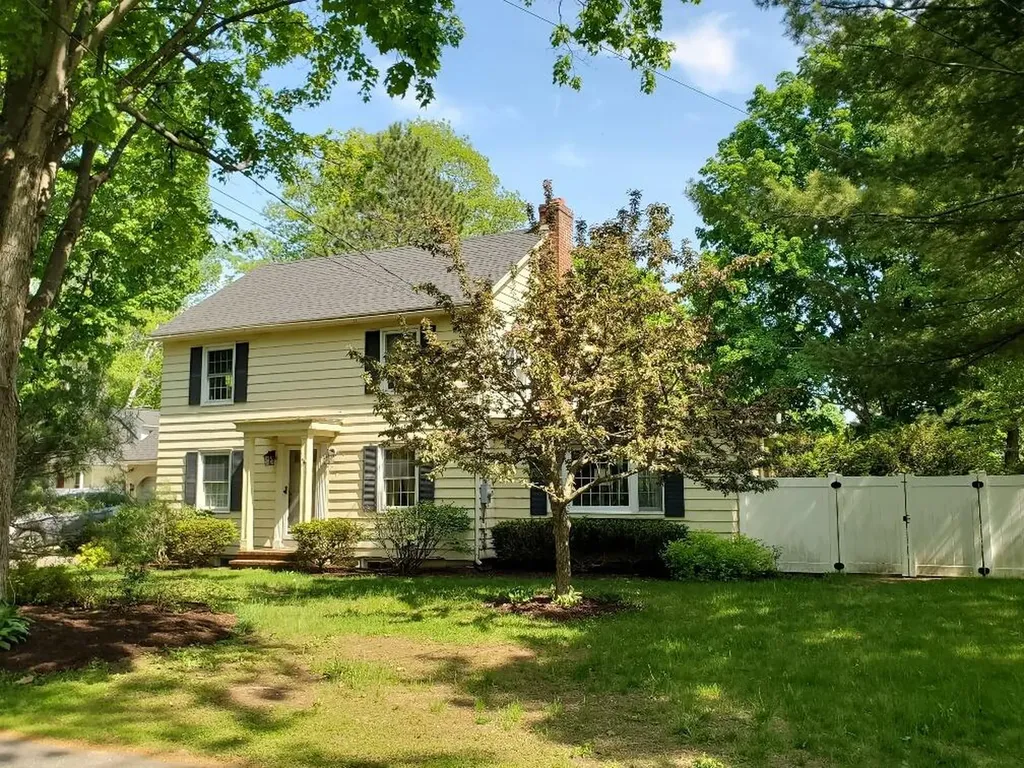 117 Greenwood Avenue Farmington ME 04938