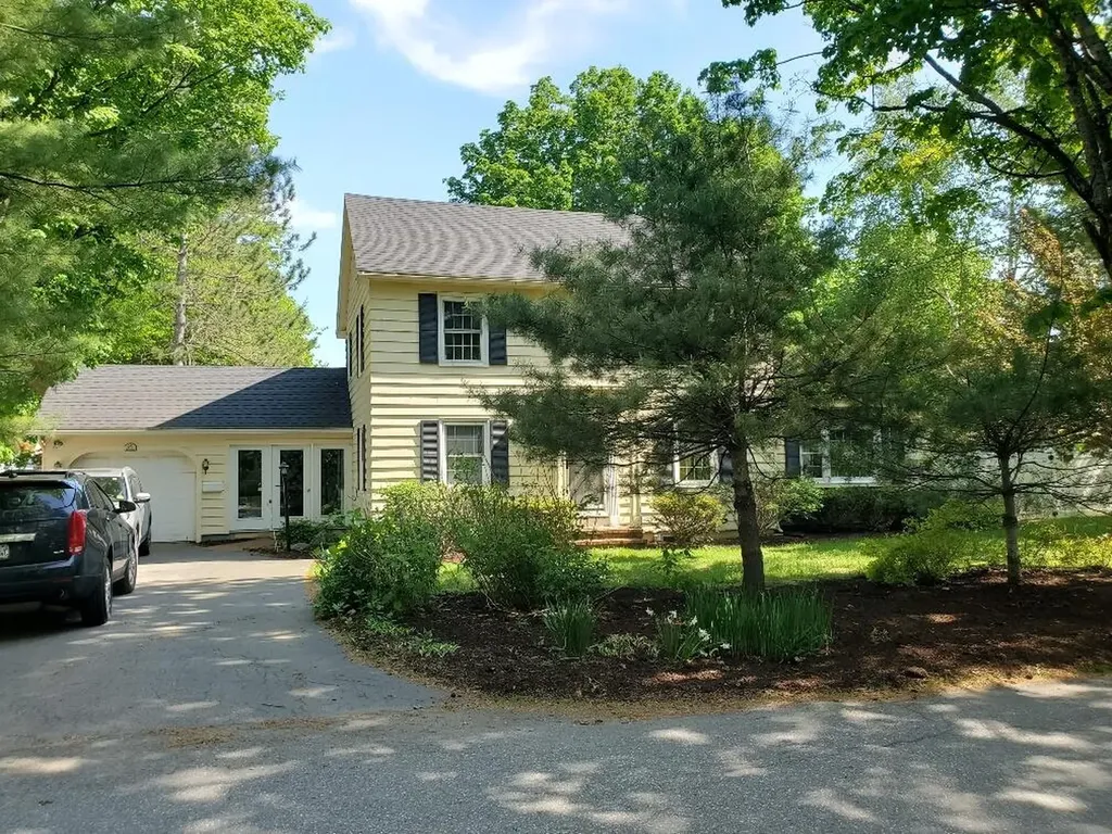 117 Greenwood Avenue Farmington ME 04938