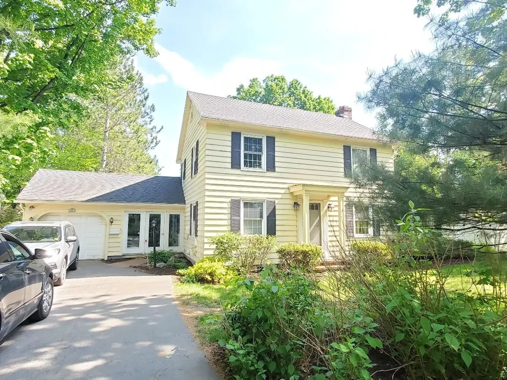 117 Greenwood Avenue Farmington ME 04938