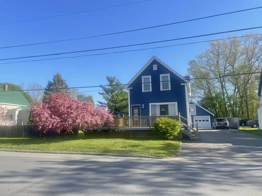 47 Oak Street Waterville ME 04901