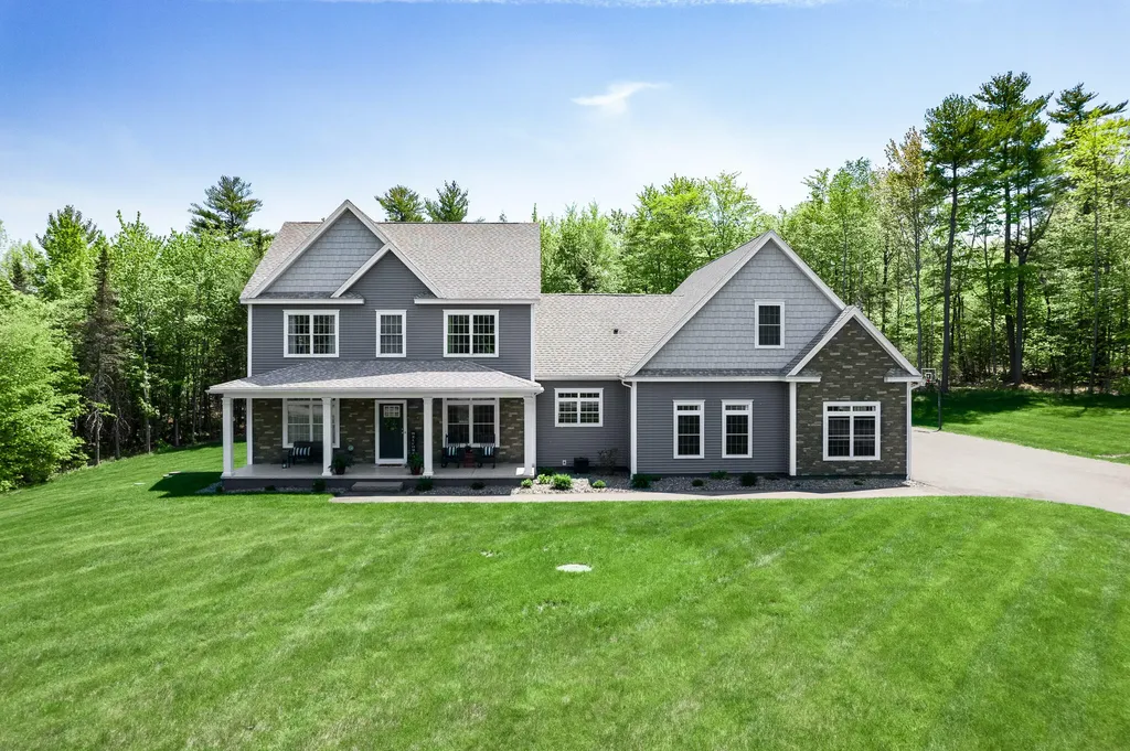 1 Great Brook Drive Orono ME 04473