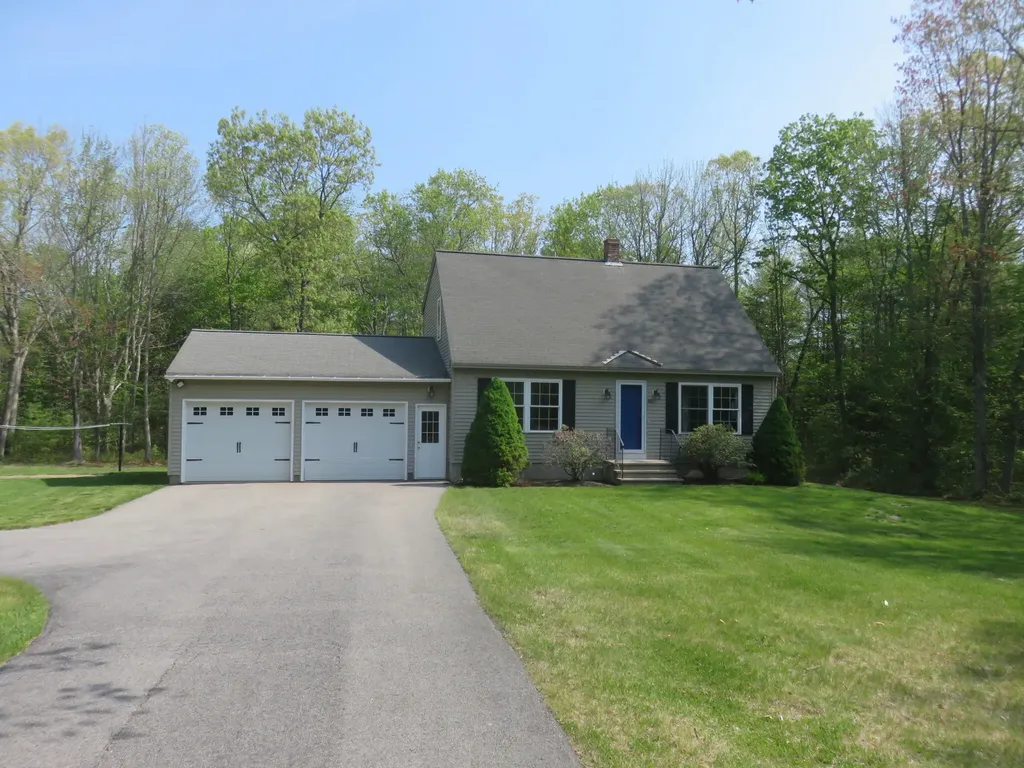 40 Nottingham Drive Sanford ME 04073