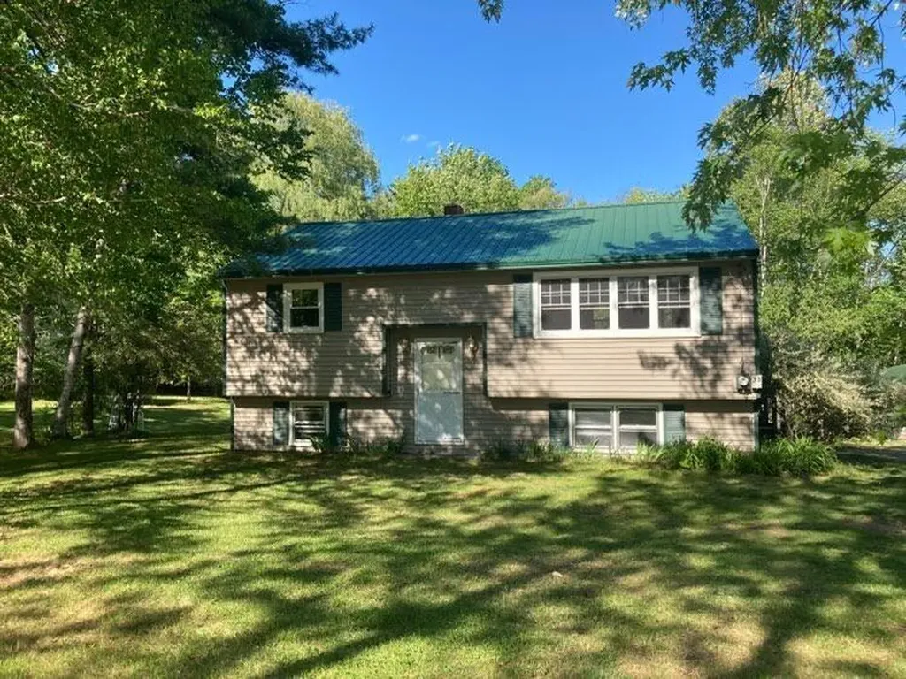 33 Greenridge Way Jay ME 04239
