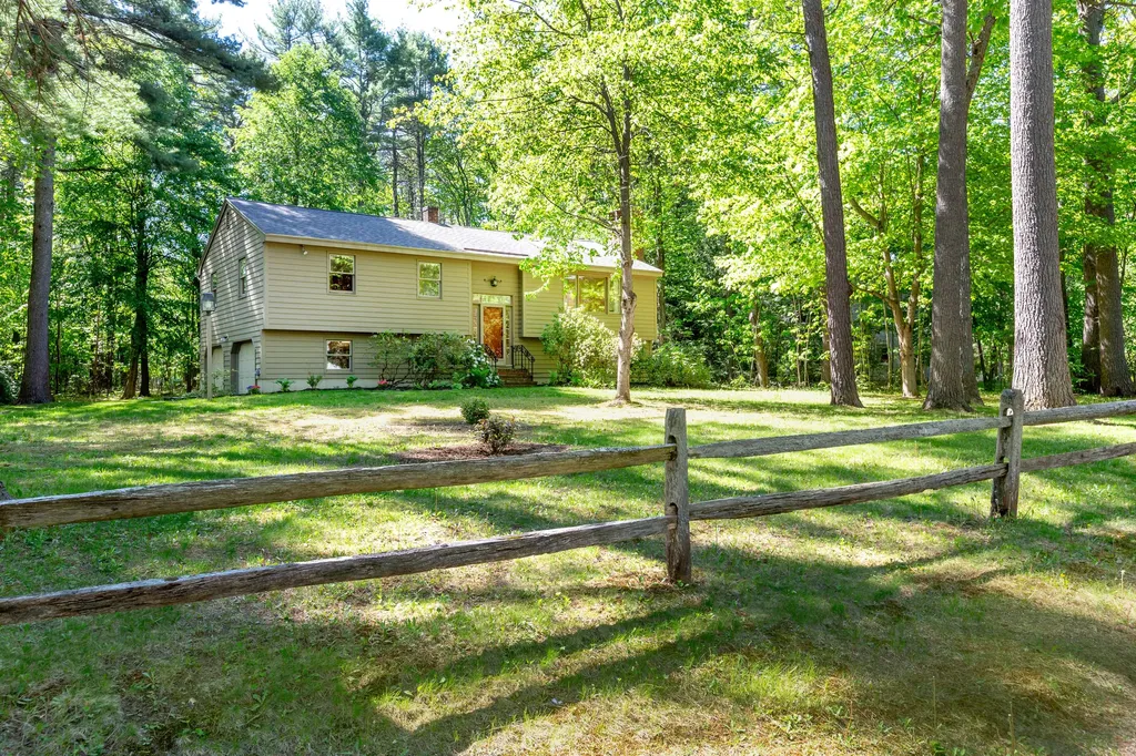 9 Hemlock Road Brunswick ME 04011