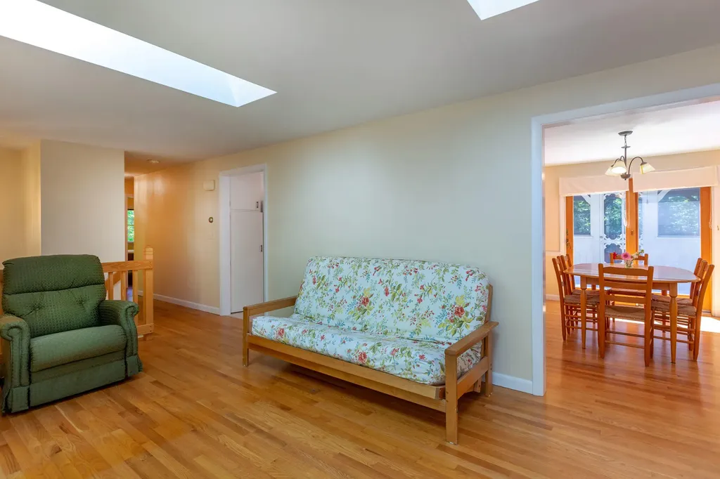9 Hemlock Road Brunswick ME 04011