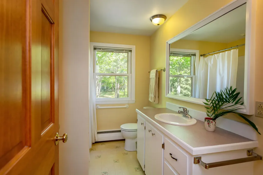 9 Hemlock Road Brunswick ME 04011