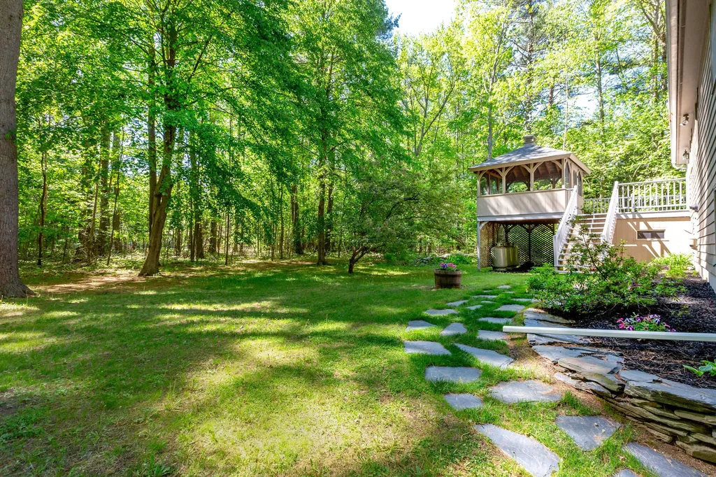 9 Hemlock Road Brunswick ME 04011
