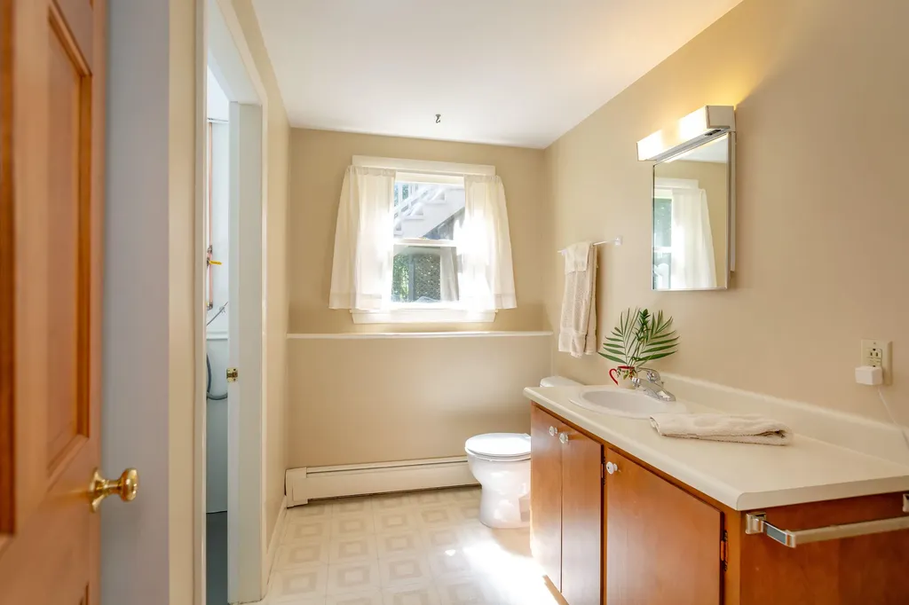 9 Hemlock Road Brunswick ME 04011