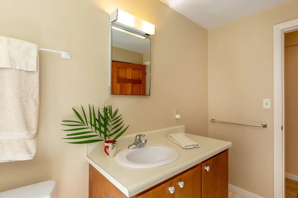 9 Hemlock Road Brunswick ME 04011