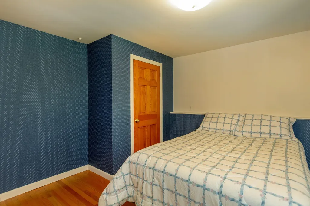 9 Hemlock Road Brunswick ME 04011