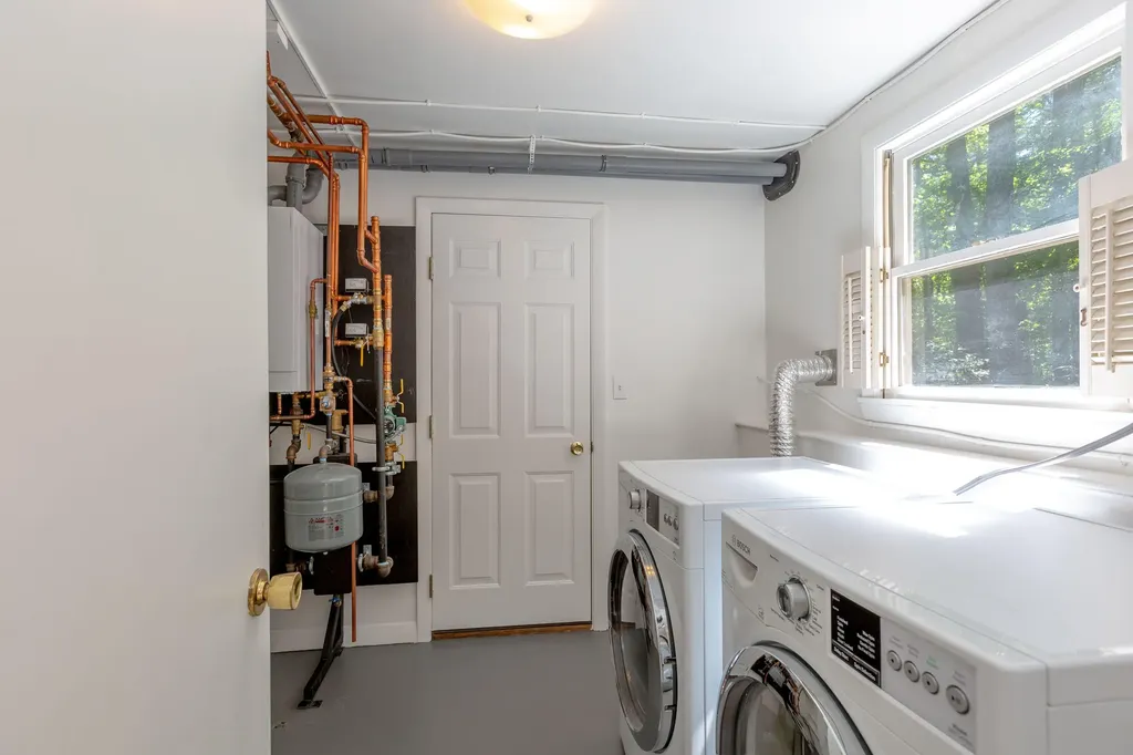 9 Hemlock Road Brunswick ME 04011
