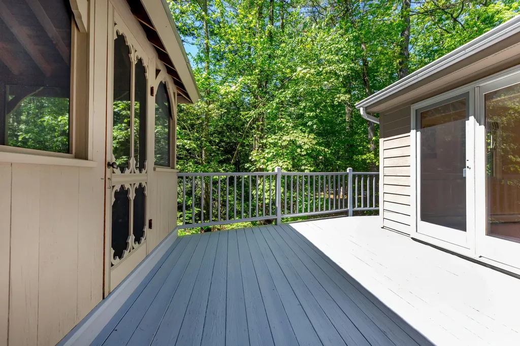 9 Hemlock Road Brunswick ME 04011