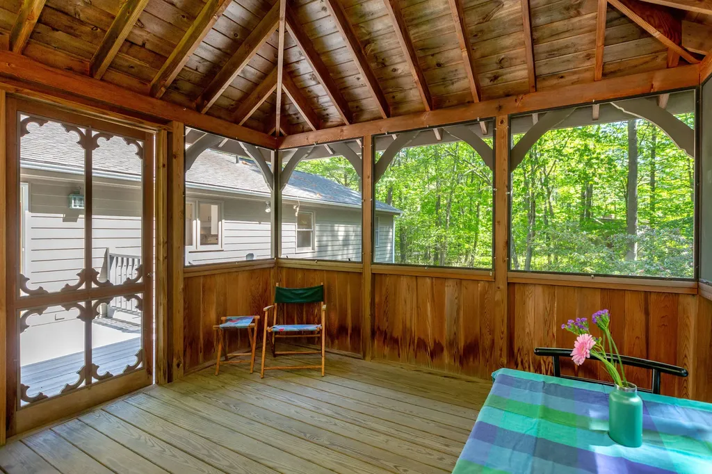 9 Hemlock Road Brunswick ME 04011