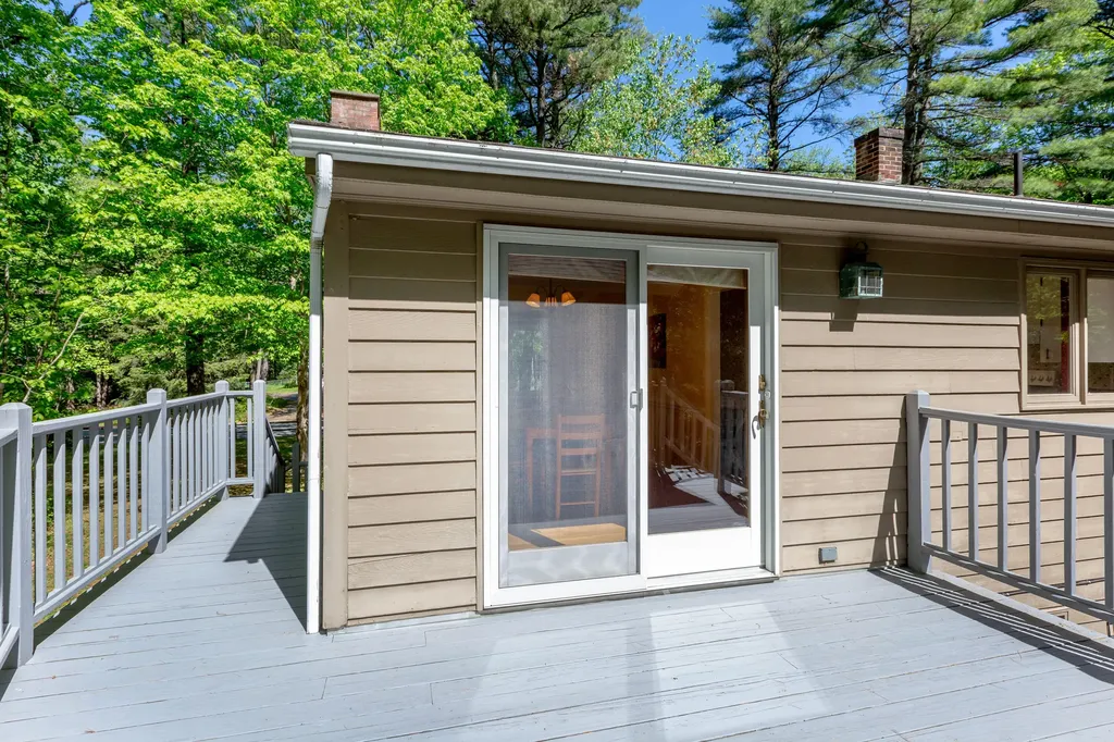 9 Hemlock Road Brunswick ME 04011