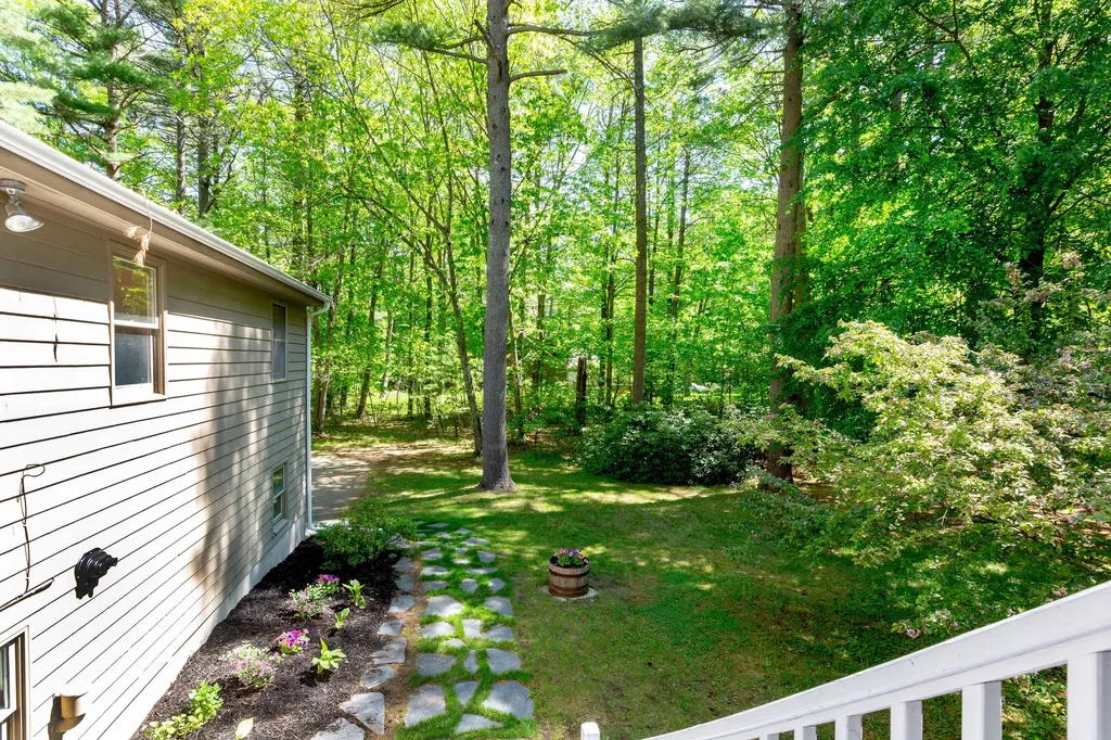 9 Hemlock Road Brunswick ME 04011