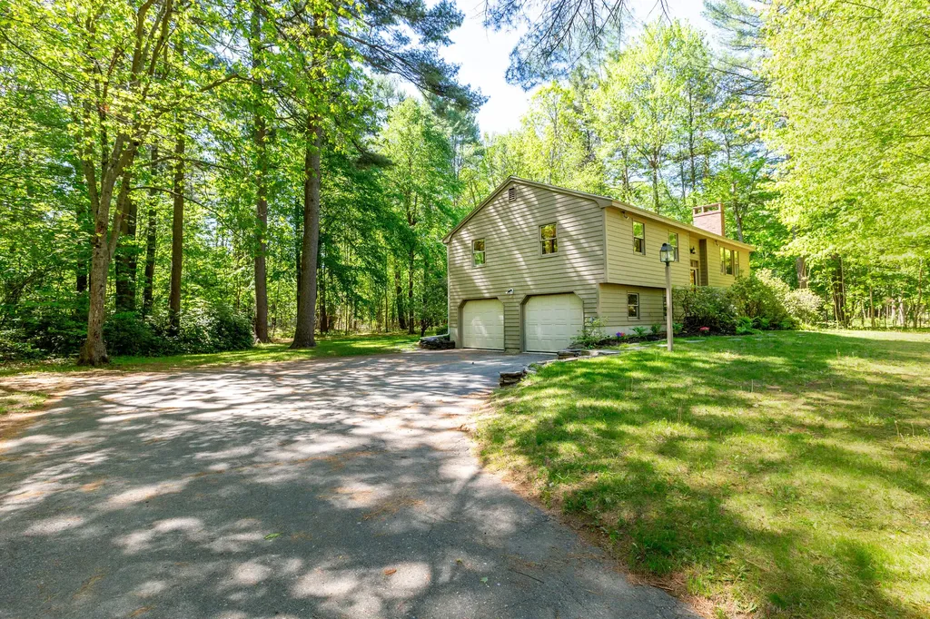 9 Hemlock Road Brunswick ME 04011