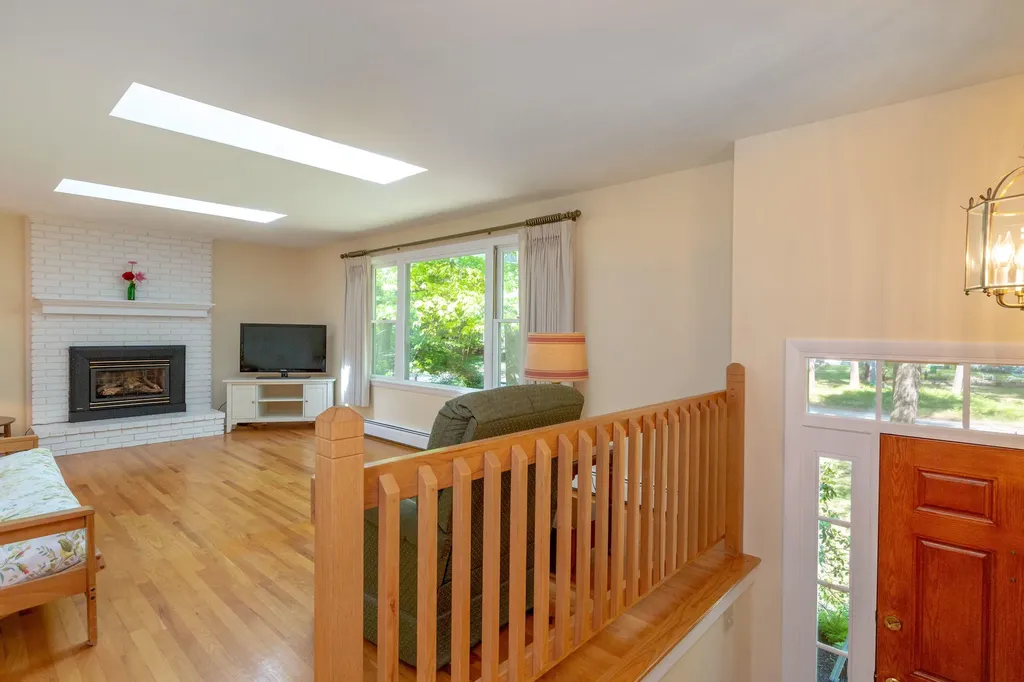 9 Hemlock Road Brunswick ME 04011