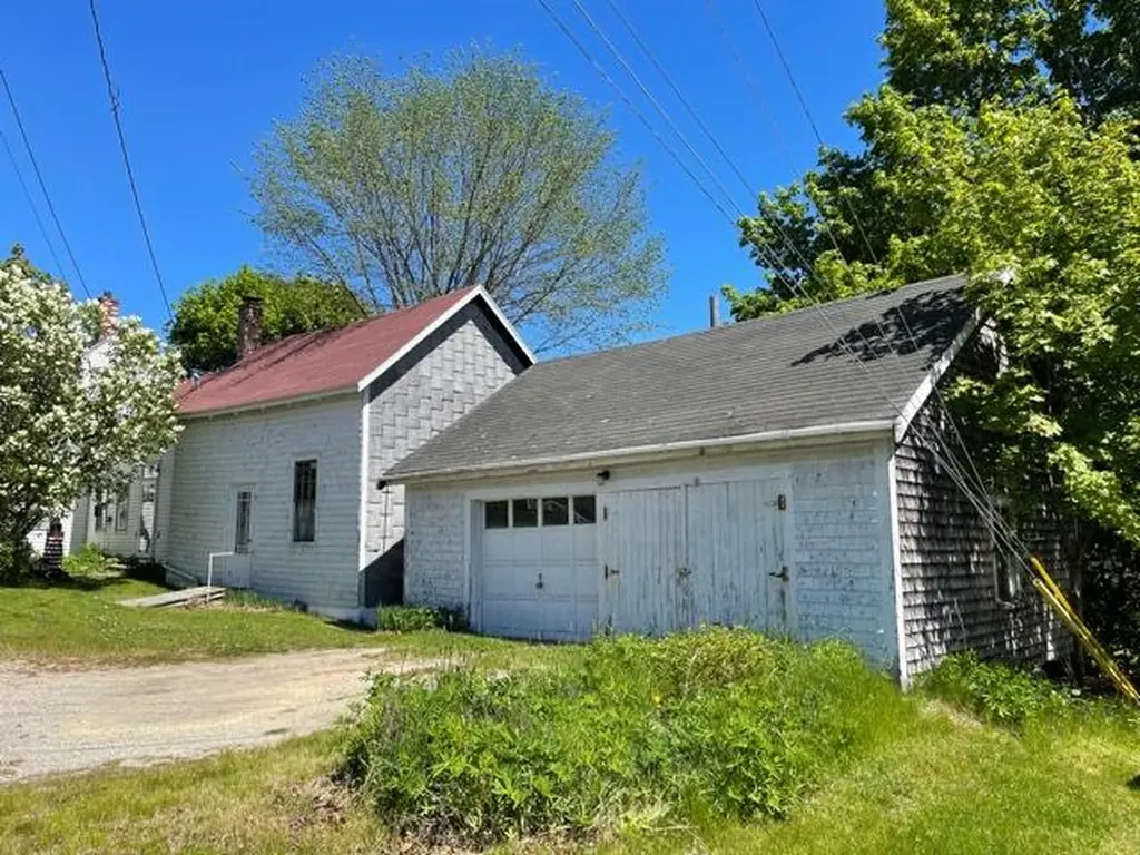 642 Main Street East Machias ME 04630