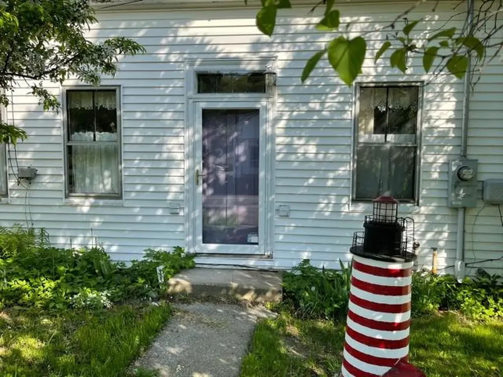 642 Main Street East Machias ME 04630