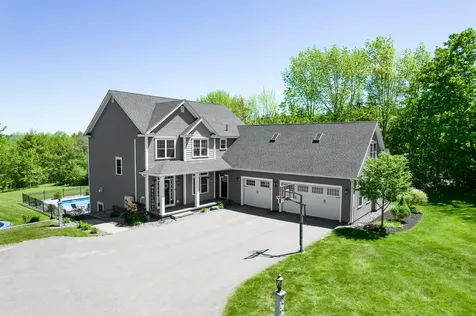 1323 Essex Street Bangor ME 04401