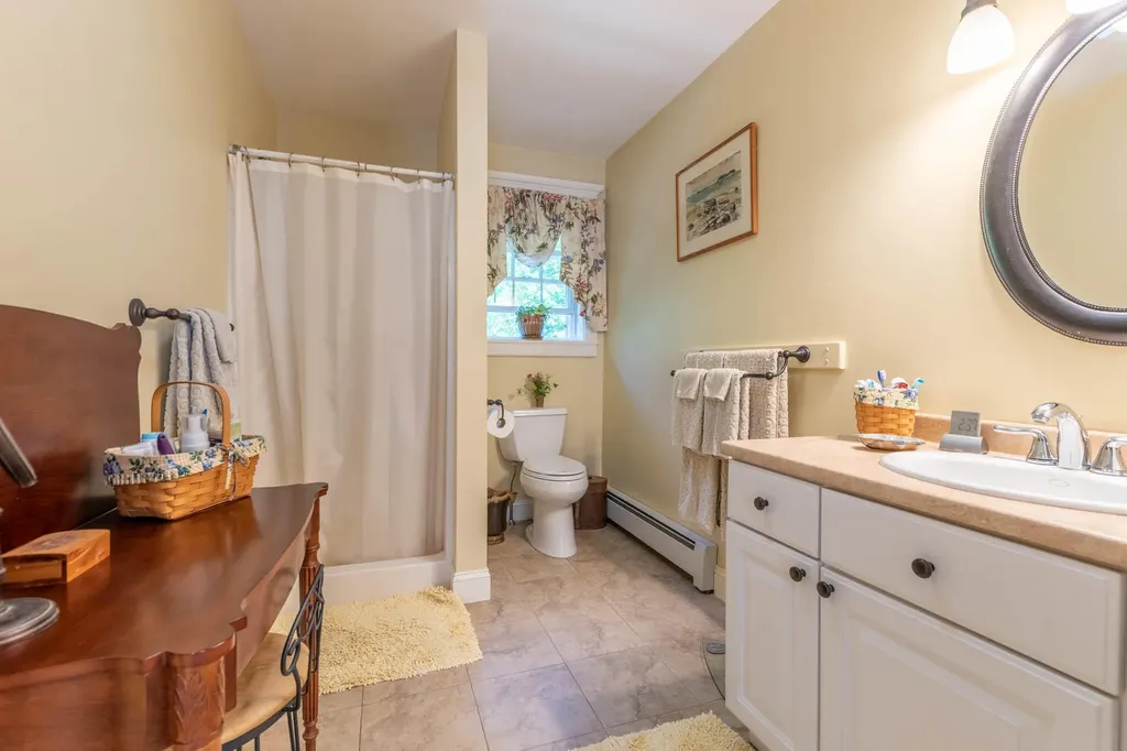 78 Clover Lane Brewer ME 04412