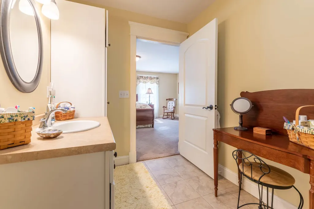 78 Clover Lane Brewer ME 04412