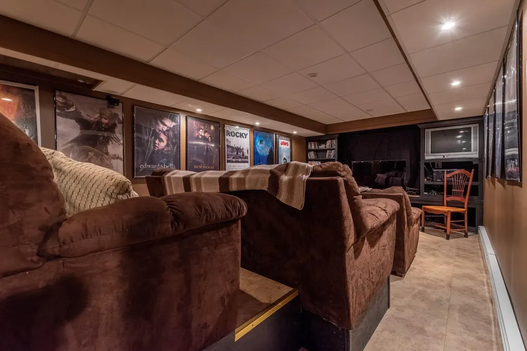 78 Clover Lane Brewer ME 04412