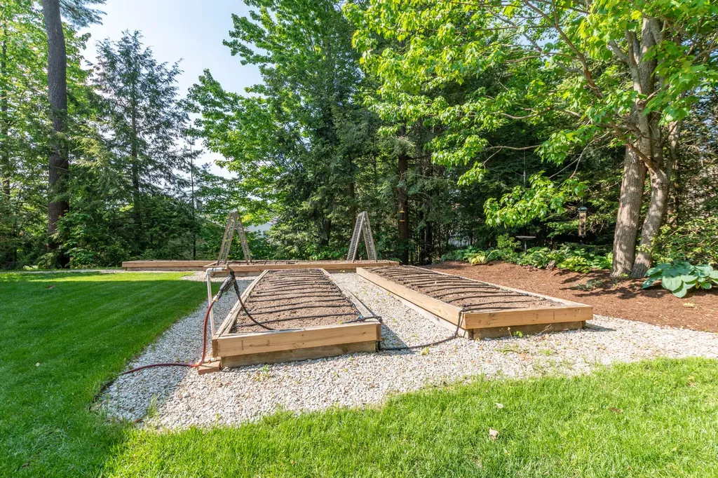 78 Clover Lane Brewer ME 04412