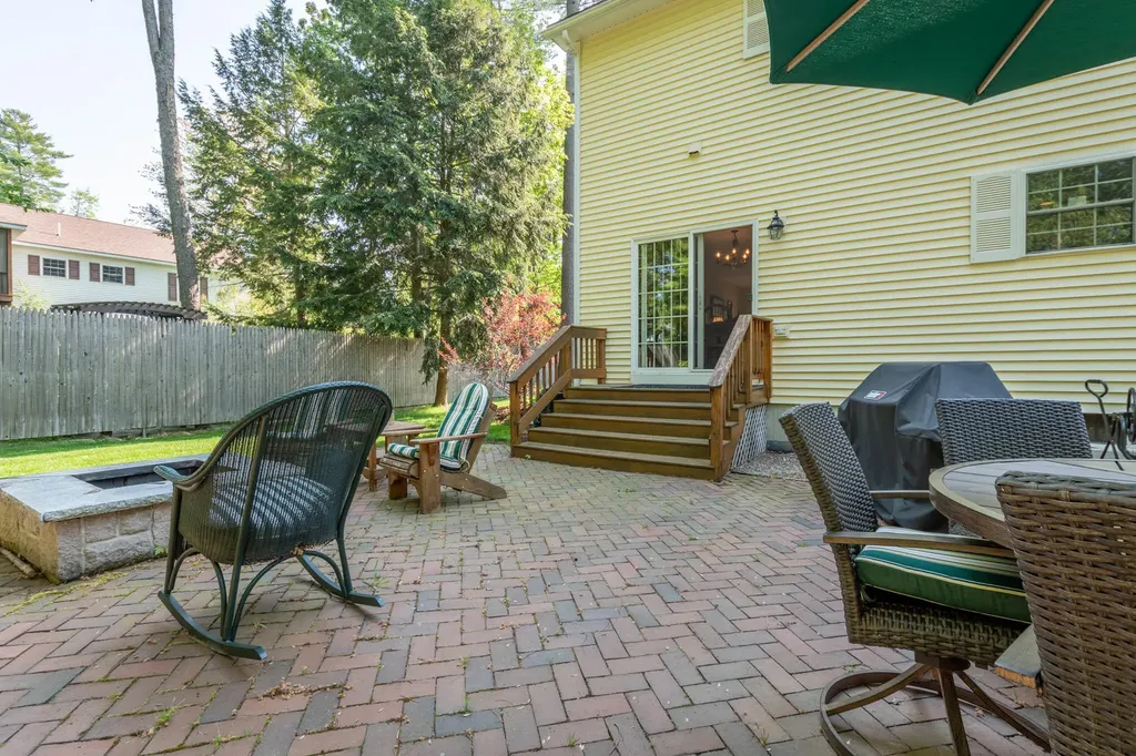 78 Clover Lane Brewer ME 04412