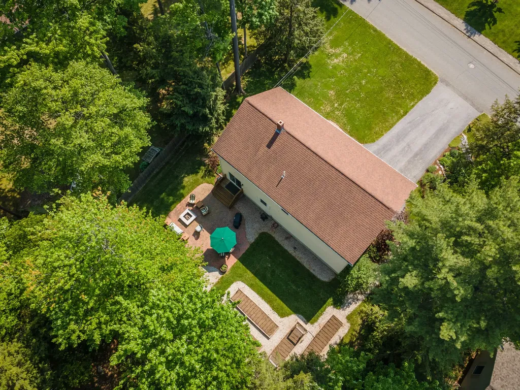 78 Clover Lane Brewer ME 04412
