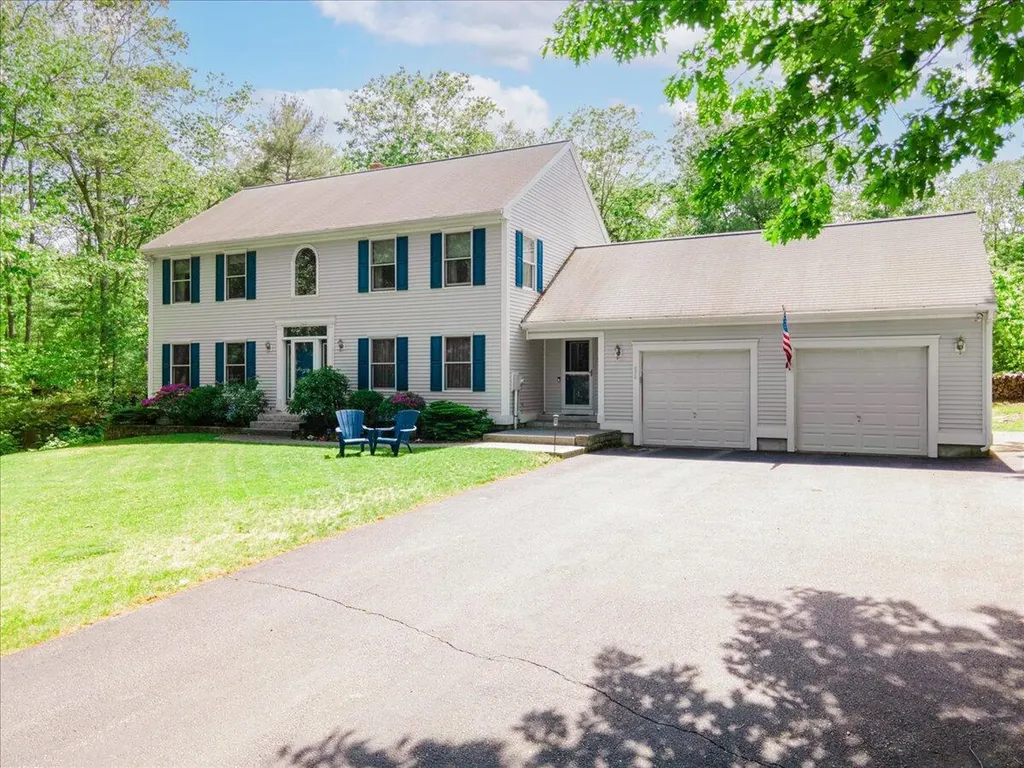 678 Pool Street Biddeford ME 04005