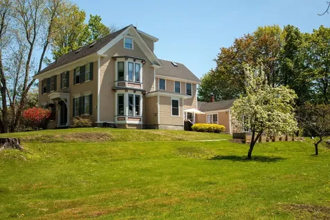 439 Main Street Warren ME 04864