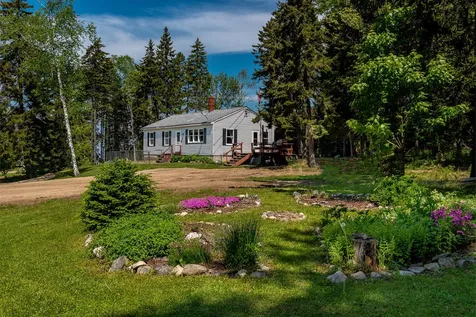 25 Jameson Drive Friendship ME 04547