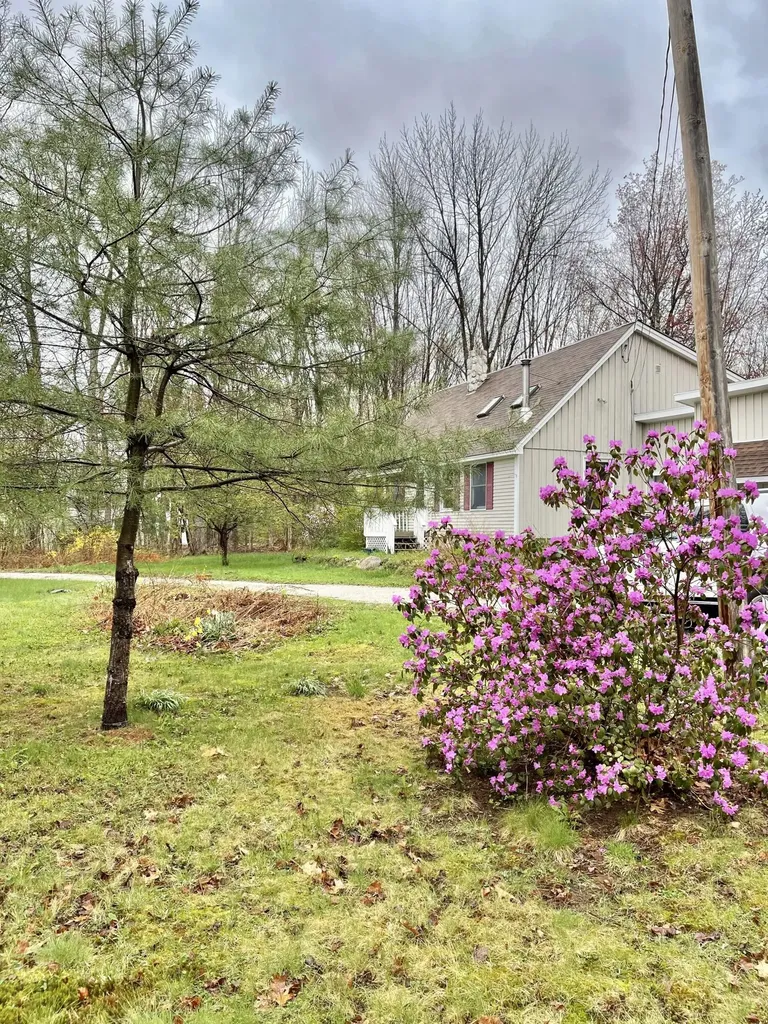 316 Naples Road Harrison ME 04040