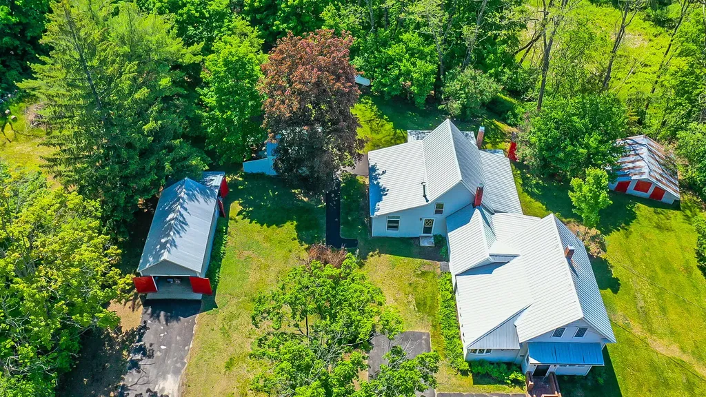 25 Hancock Avenue Hiram ME 04041
