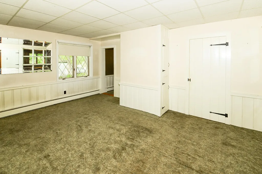 25 Hancock Avenue Hiram ME 04041