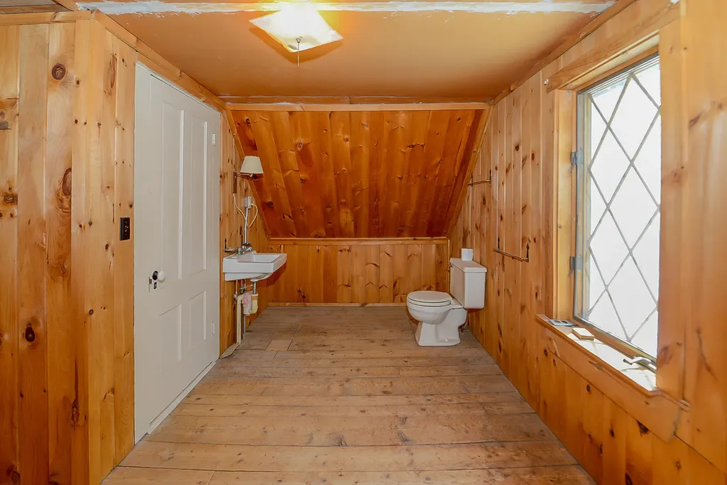 25 Hancock Avenue Hiram ME 04041