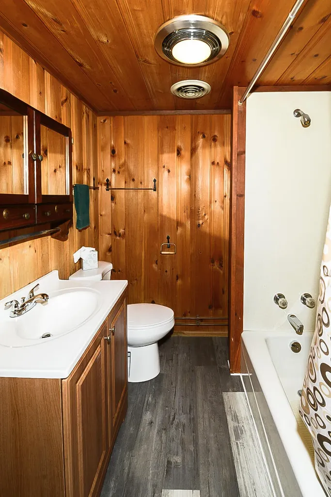25 Hancock Avenue Hiram ME 04041
