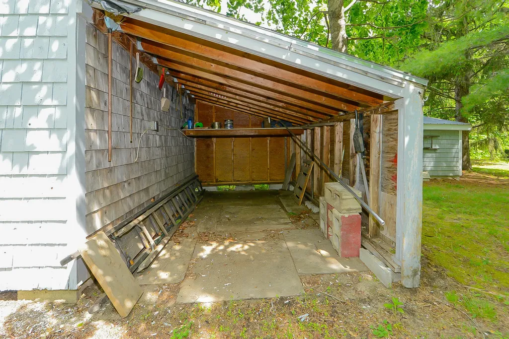 25 Hancock Avenue Hiram ME 04041