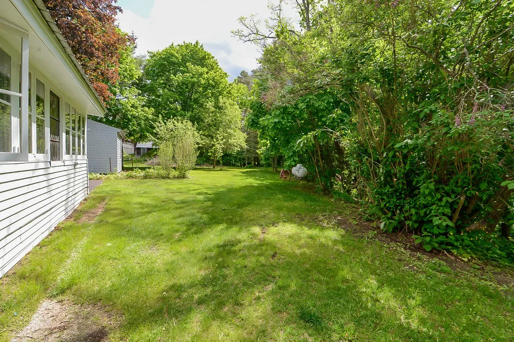 25 Hancock Avenue Hiram ME 04041