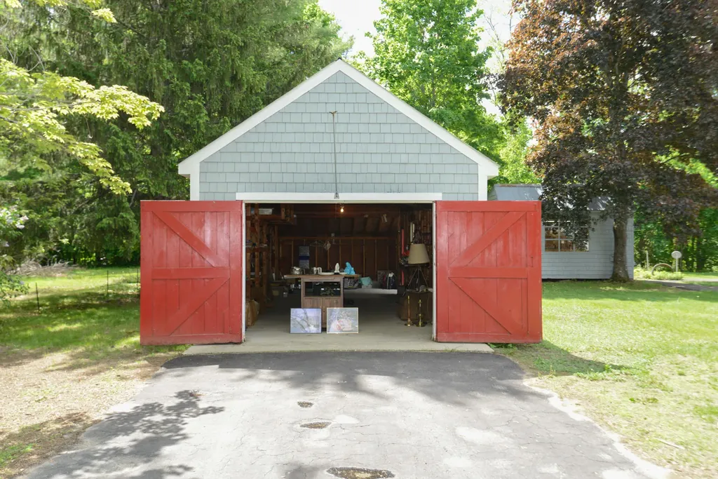 25 Hancock Avenue Hiram ME 04041