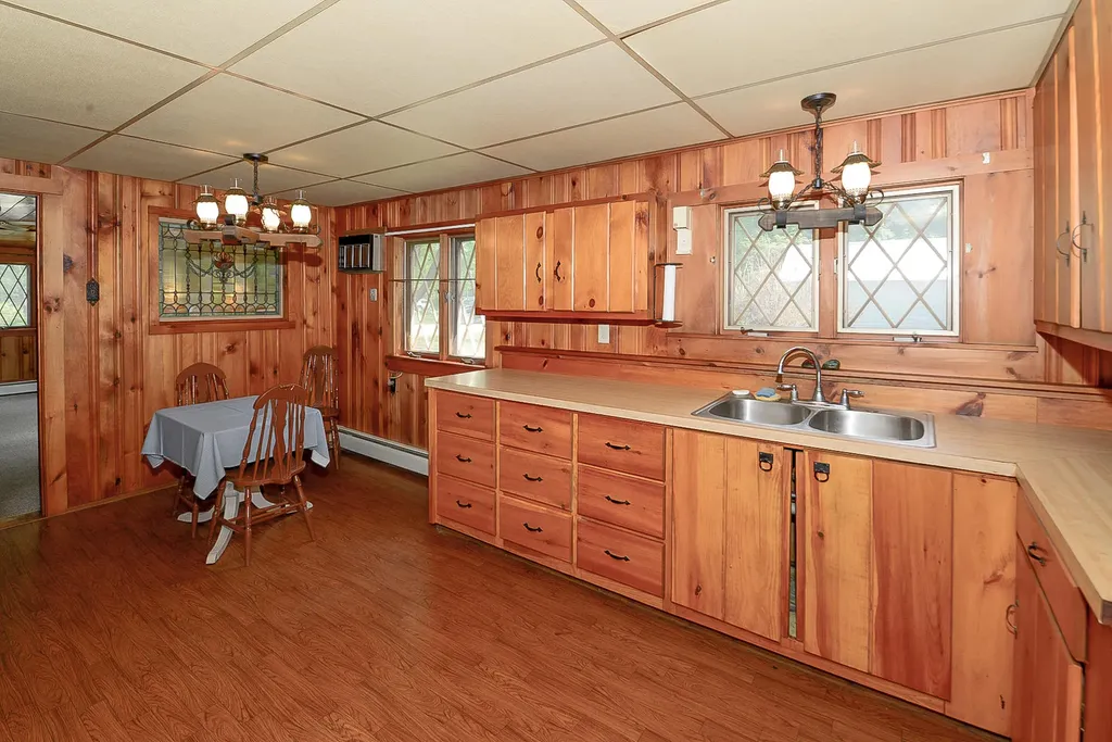25 Hancock Avenue Hiram ME 04041