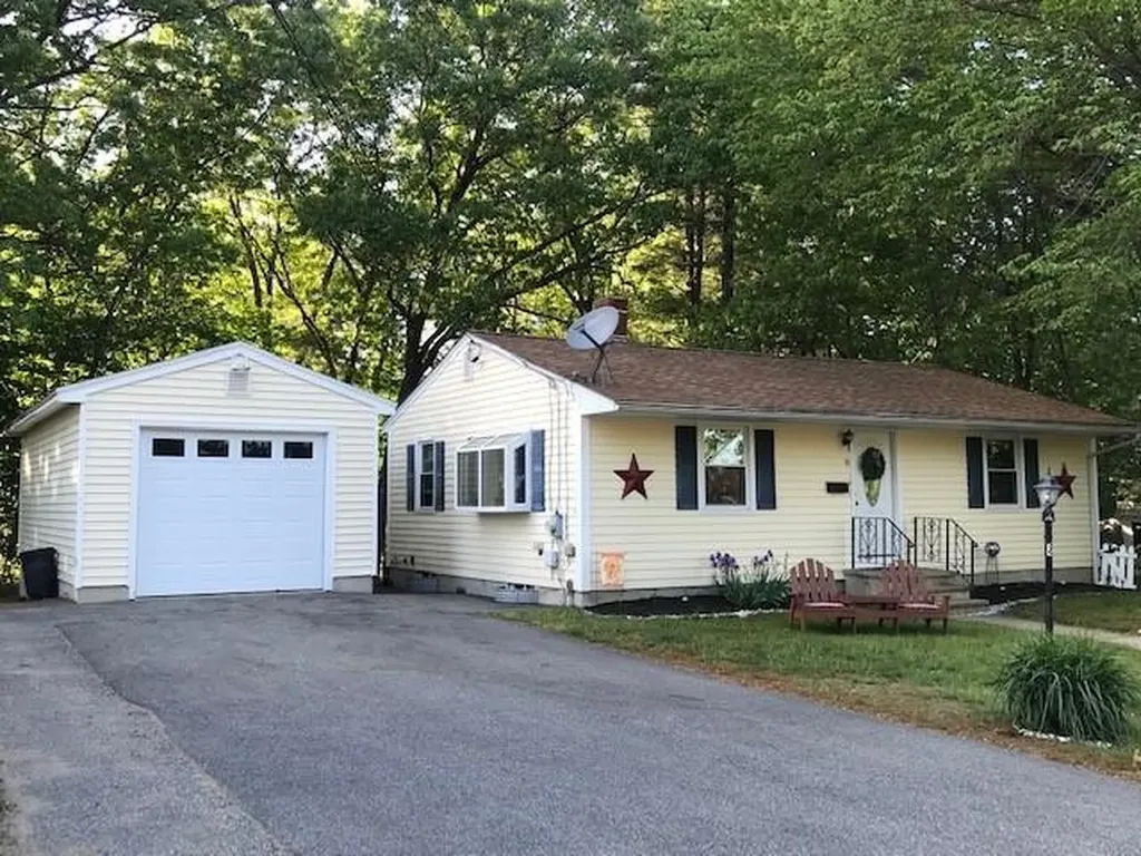 8 Stilson Street Sanford ME 04073
