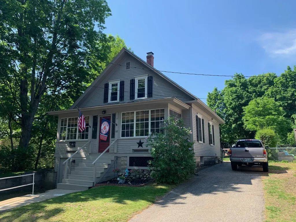 107 School Street Sanford ME 04073
