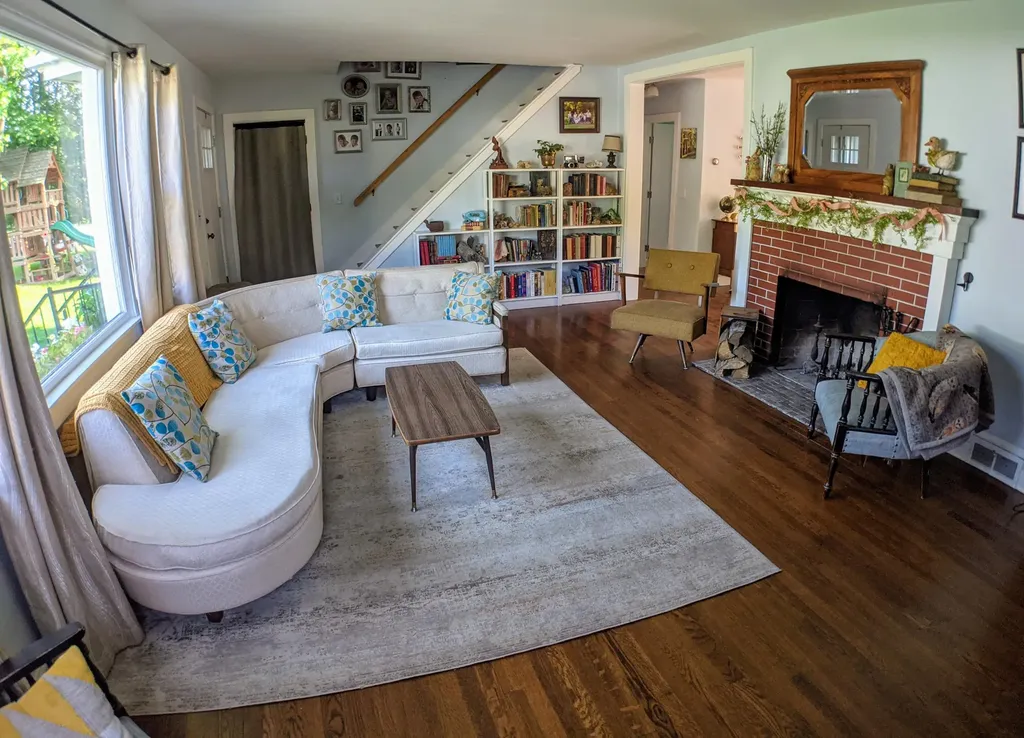 6 Cedarwood Street Orono ME 04473