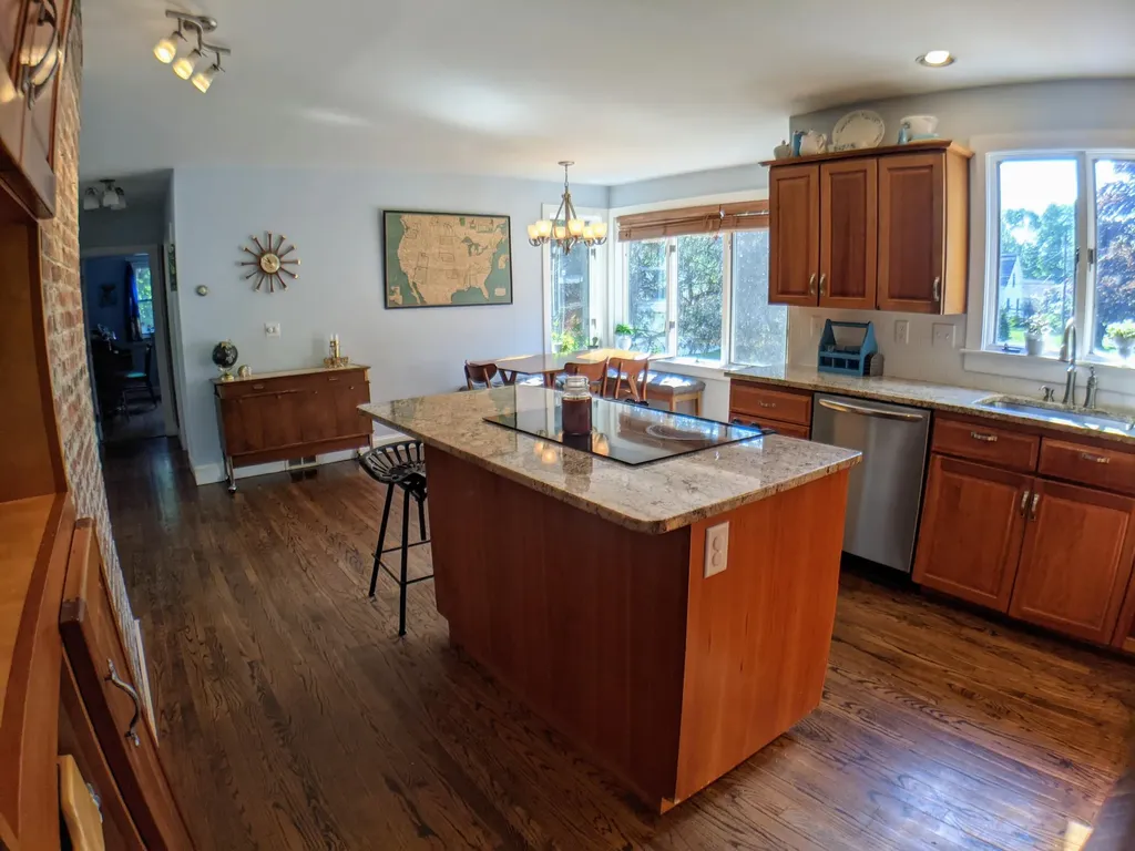 6 Cedarwood Street Orono ME 04473